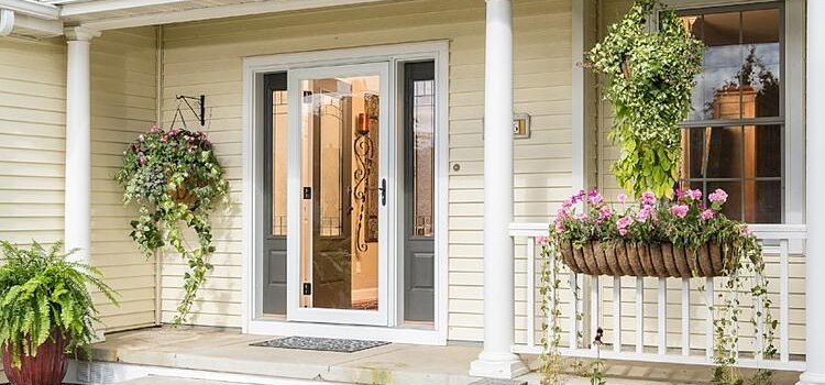 screen door installation in Castaic